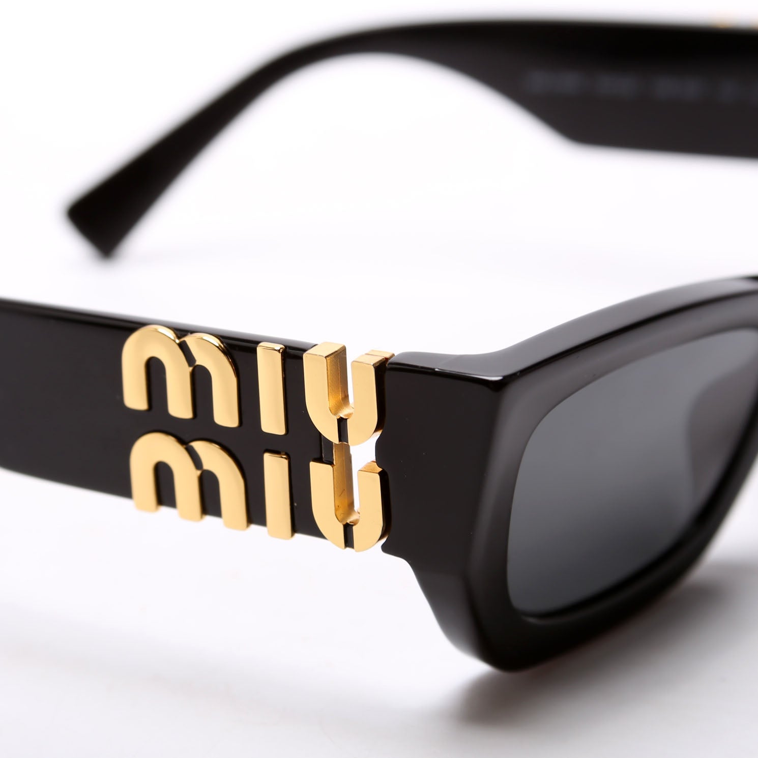 SMU09W Miu Glimpse Black