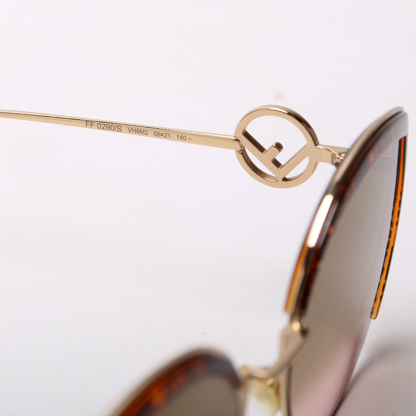 FF0290/S F Is Fendi Cateye Sunglasses Brown
