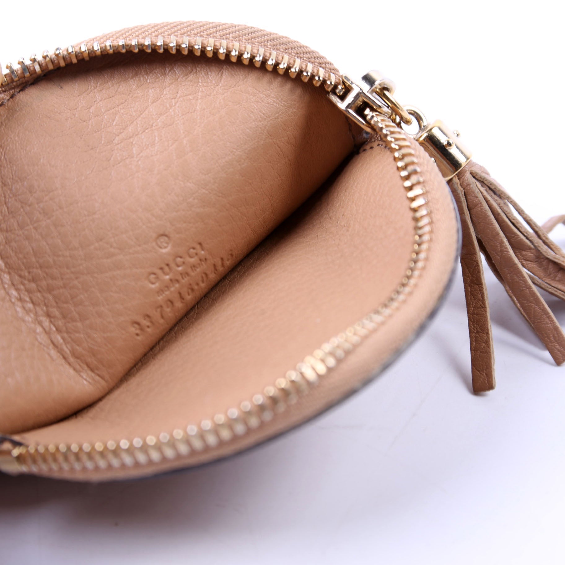 337946 Soho Round Coin Purse Tan