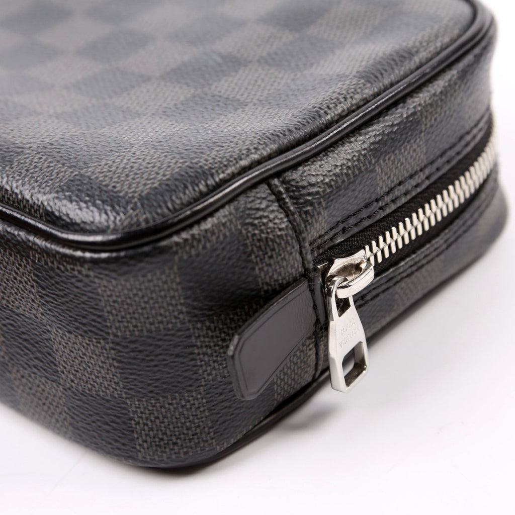 Trousse Toilette PM Damier Graphite