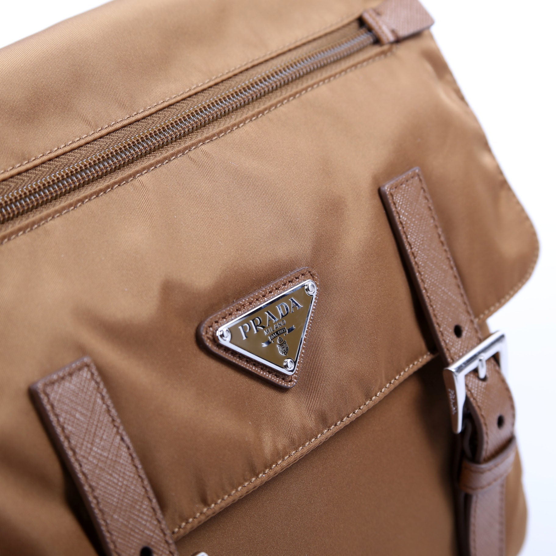 Re-Nylon Shoulder Bag Brown