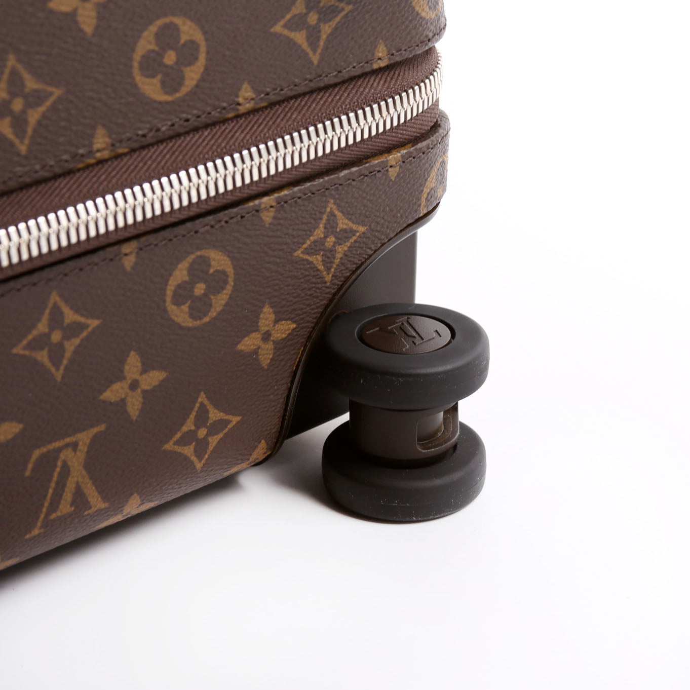 Horizon 50 Monogram