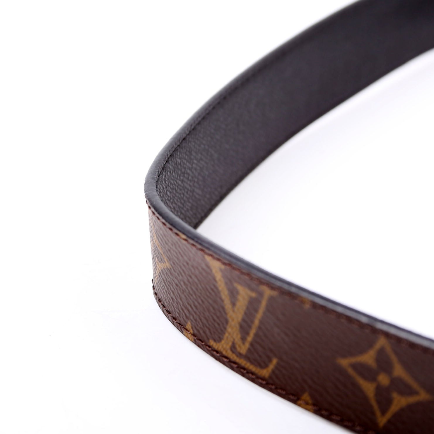 LV Initiales 30MM Reverse Leather/Monogram Size 90/36