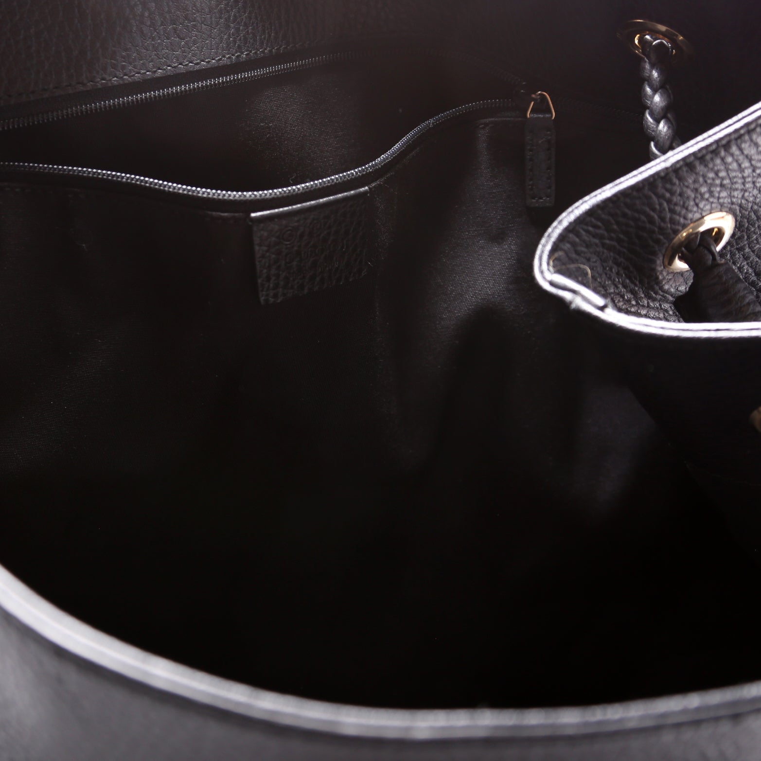 419690 Gifford Braided Strap Tote Black