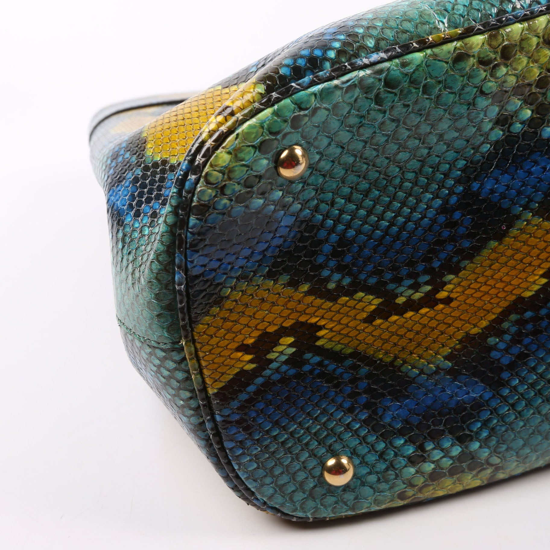 320903 Bright Bit Python Medium Satchel