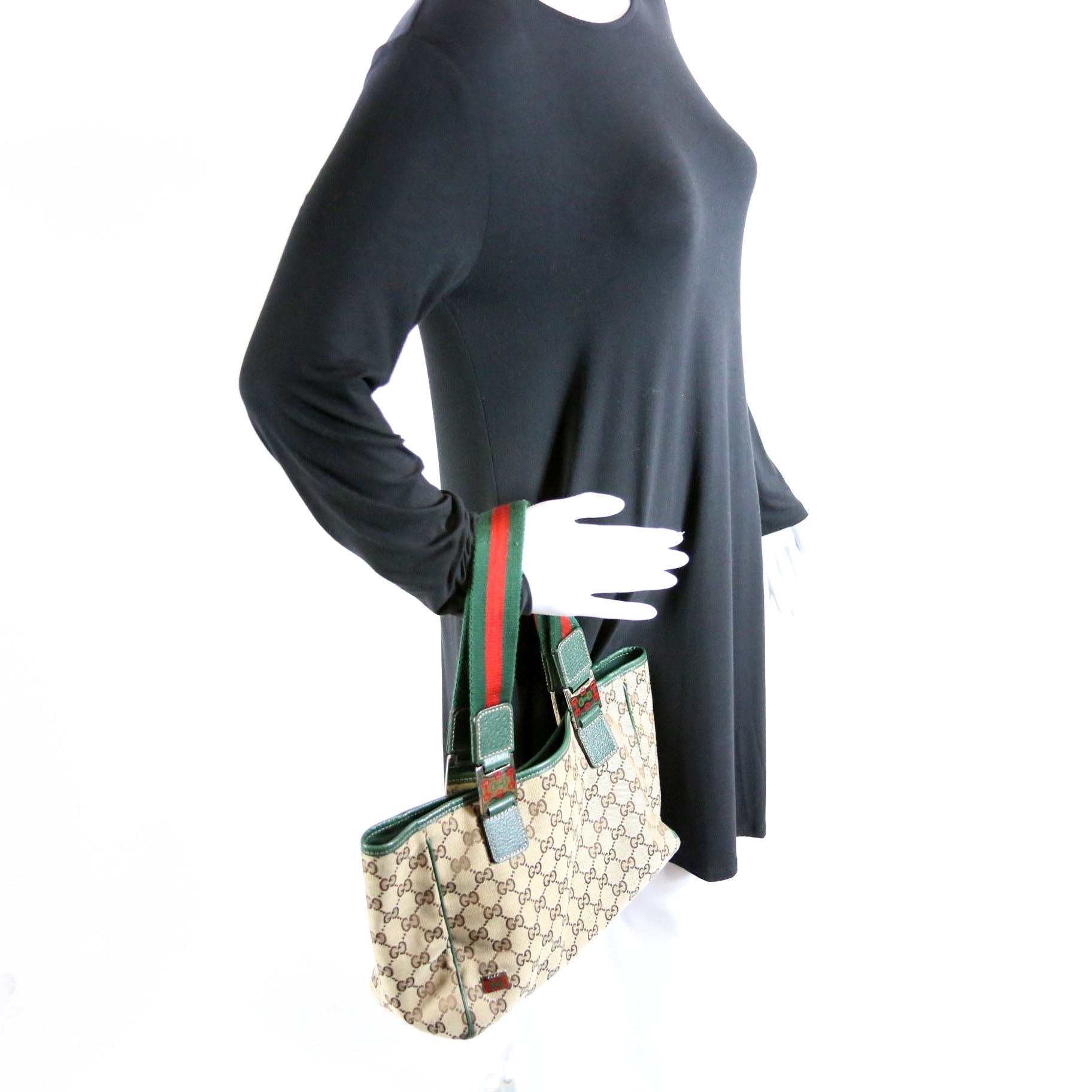 145810 GG Canvas Small Tote