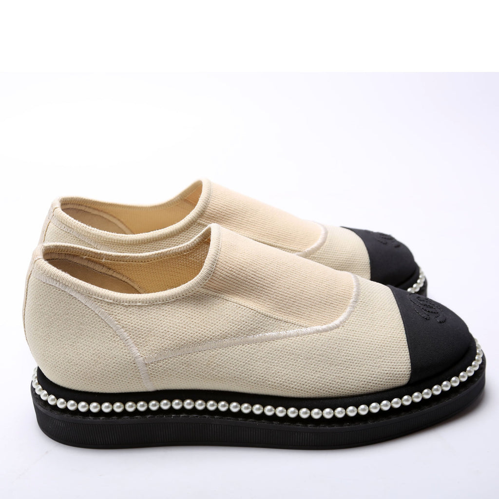 CC Cap Toe Pearl Slip-On Loafers Size 35.5 Beige/Black