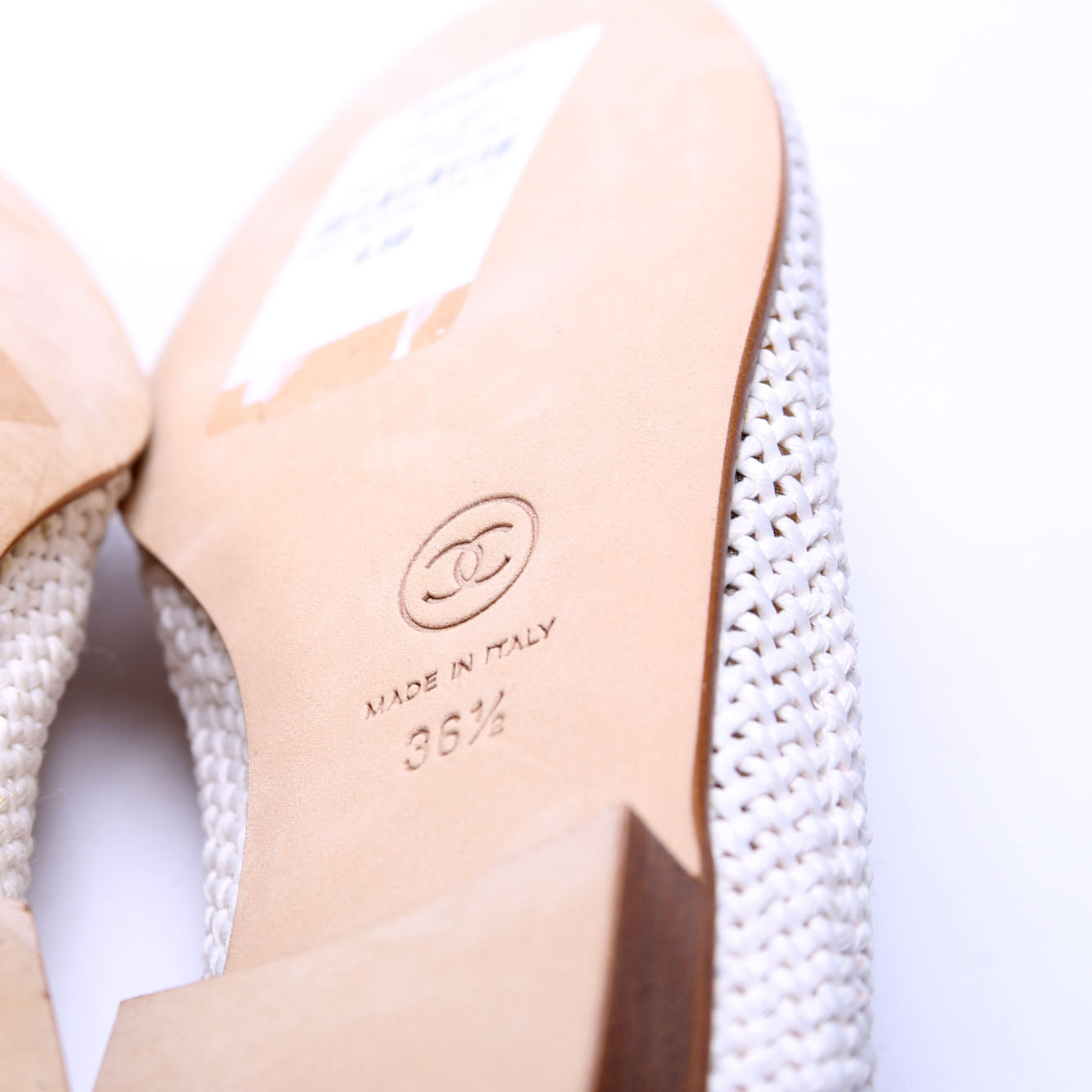 Crochet Cap Toe Ballet Flats Size 36.5 White/Black