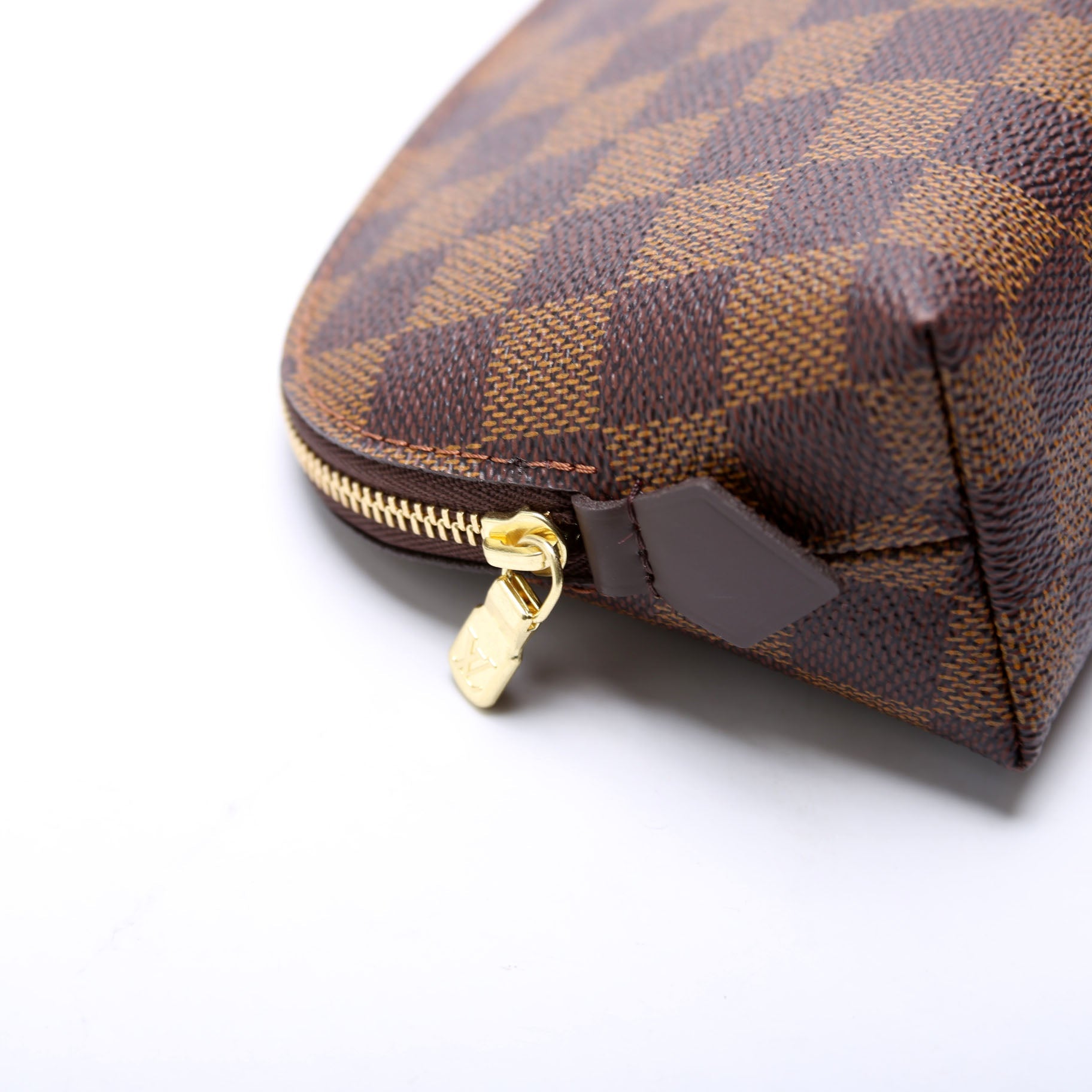 Cosmetic Pouch PM Damier Ebene