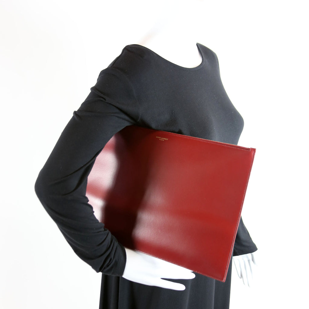 635100 Zip Clutch Large Smooth Leather