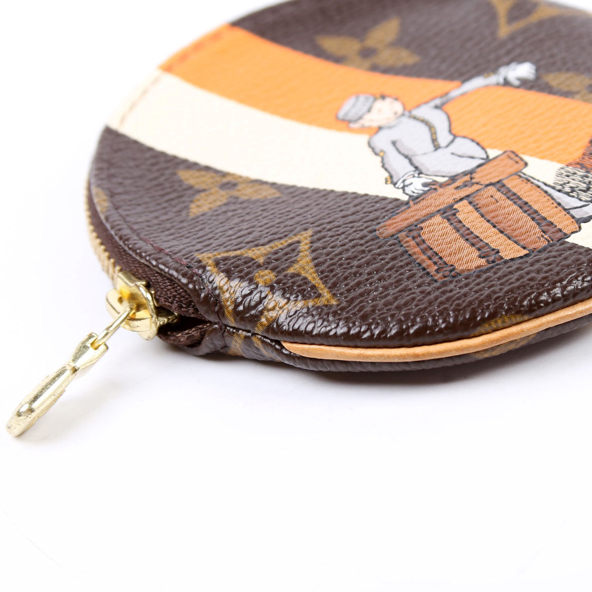 Round Coin Purse Groom Bellhop Monogram