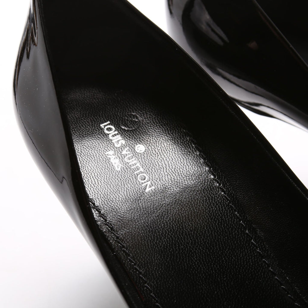 Fiance Patent Pumps Size 36 Black