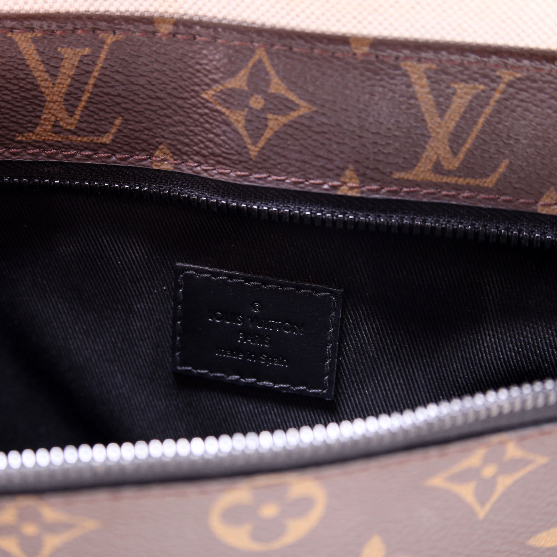 Weekend Tote GM Macassar Monogram Black