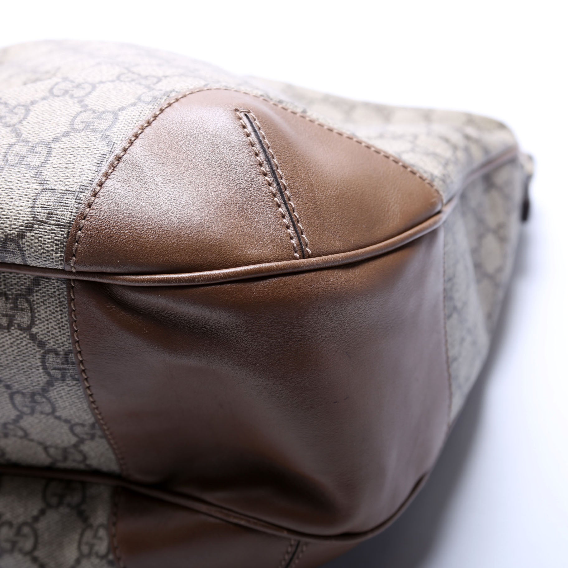 309618 GG Supreme Nice Hobo
