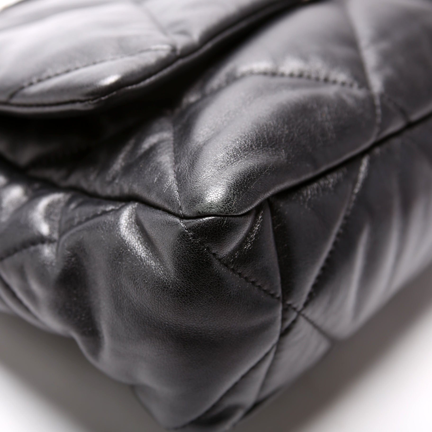 Quilted Goatskin 19 Large Flap RFID Black