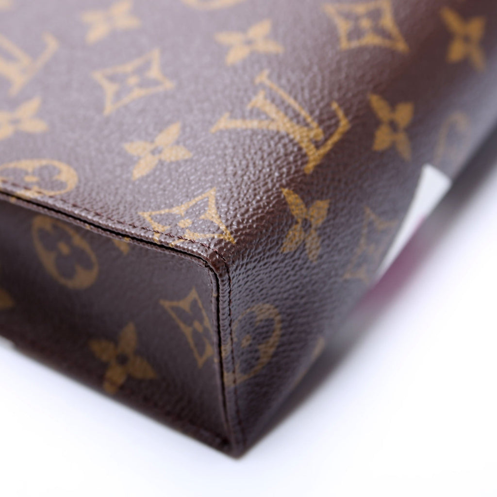 Toiletry 26 Game On Monogram