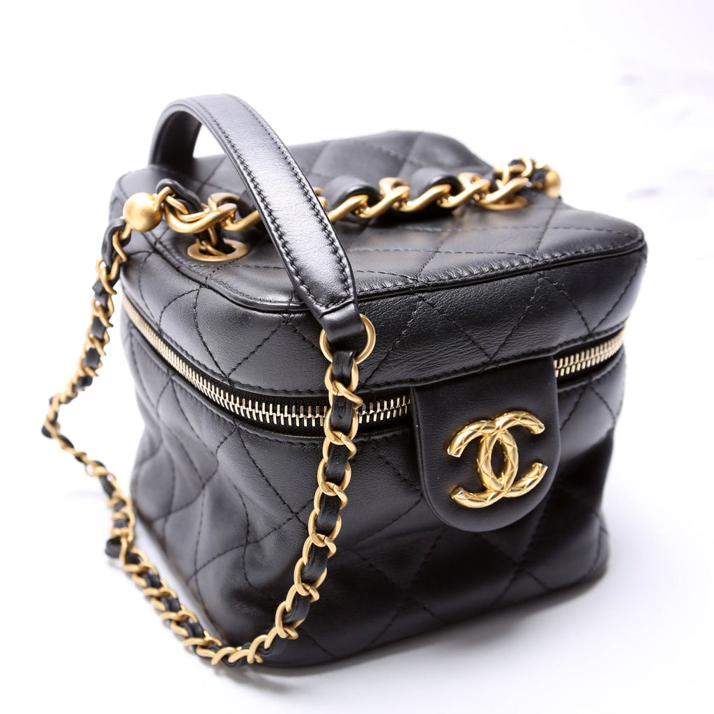 CC Vanity Case With Chain Small RFID Black