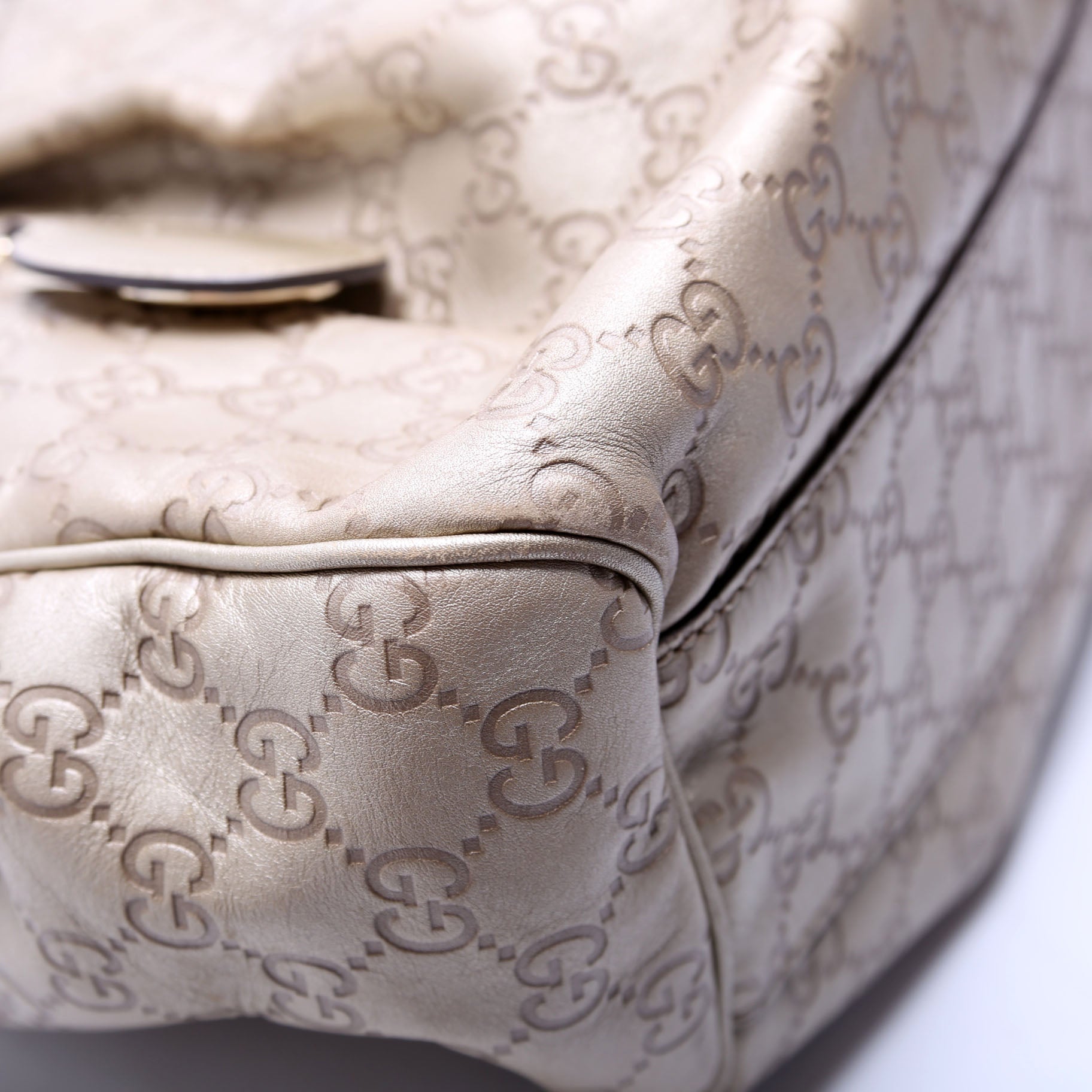 211944 Sukey GG Leather Medium Gold