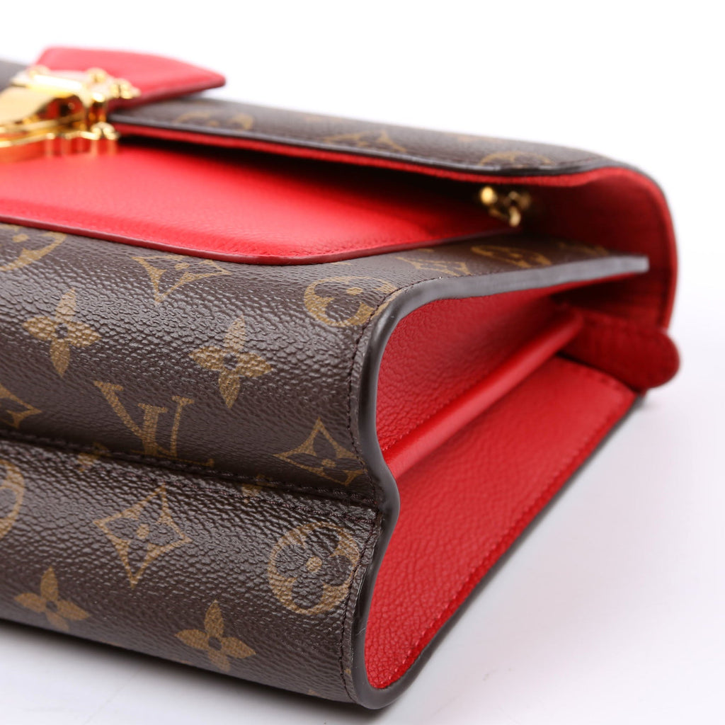 Victoire Monogram Red
