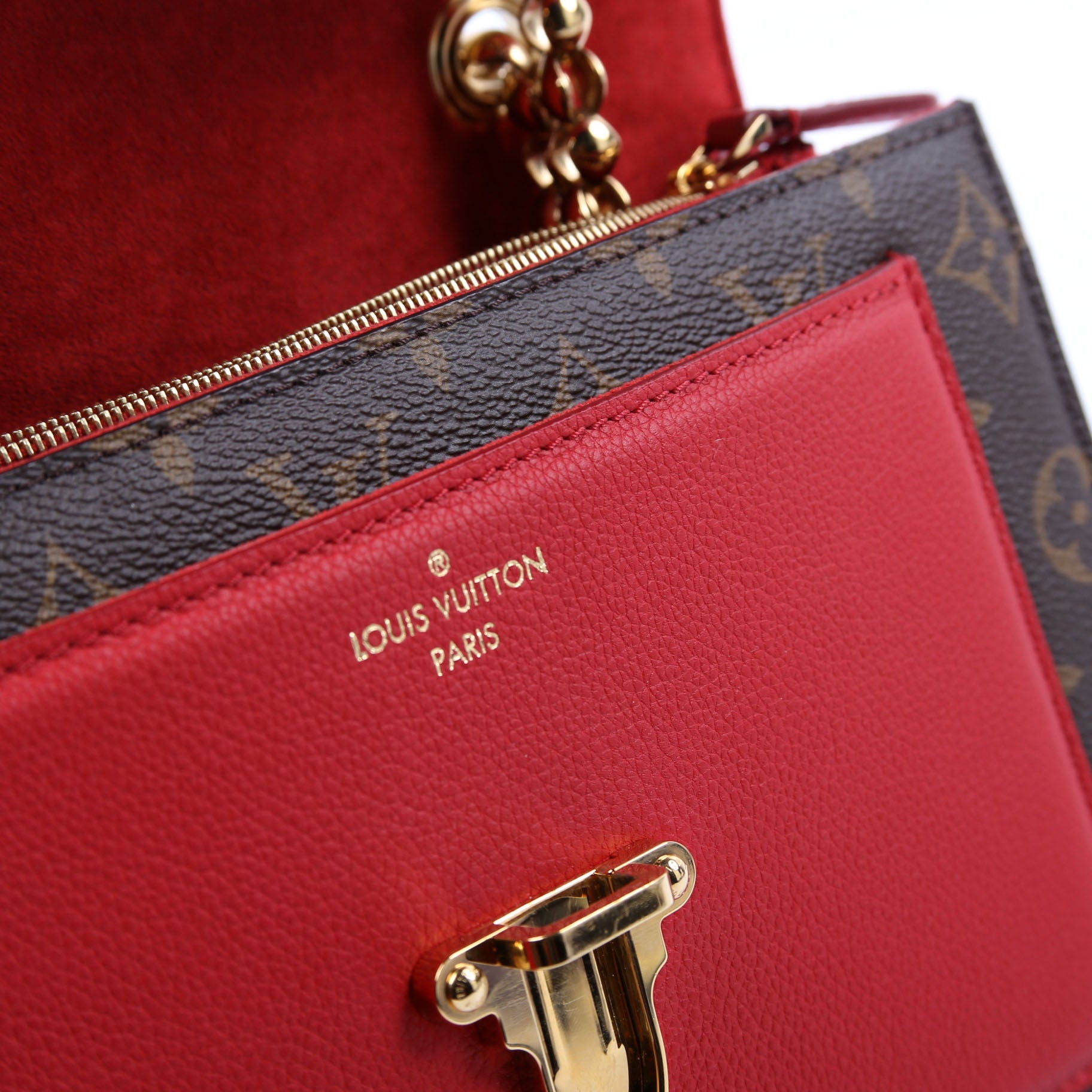 Victoire Monogram Red