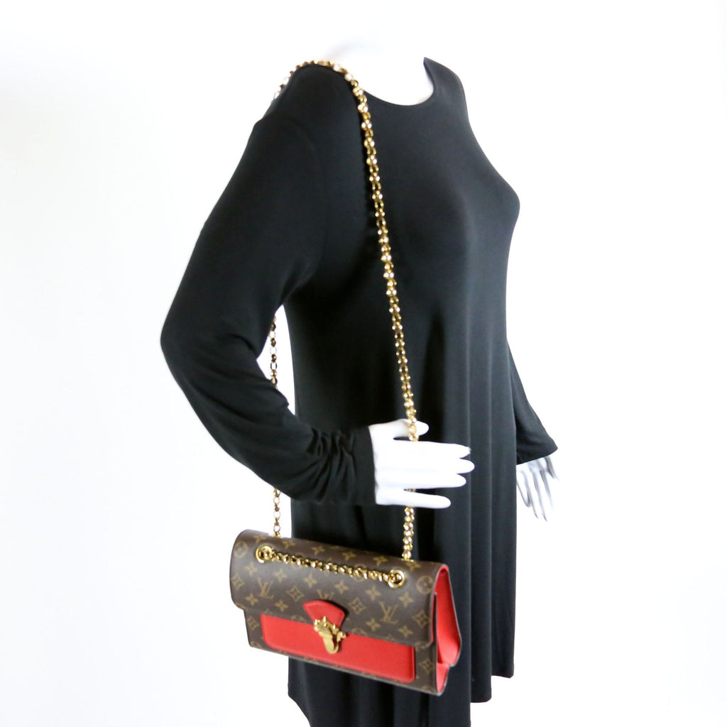 Victoire Monogram Red