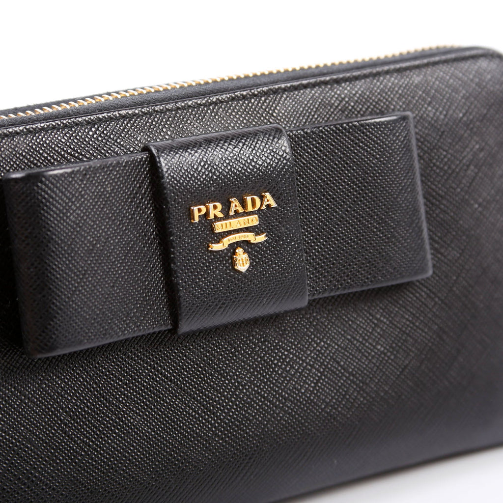 Saffiano Bow Zip Around Wallet 1M0506L Black