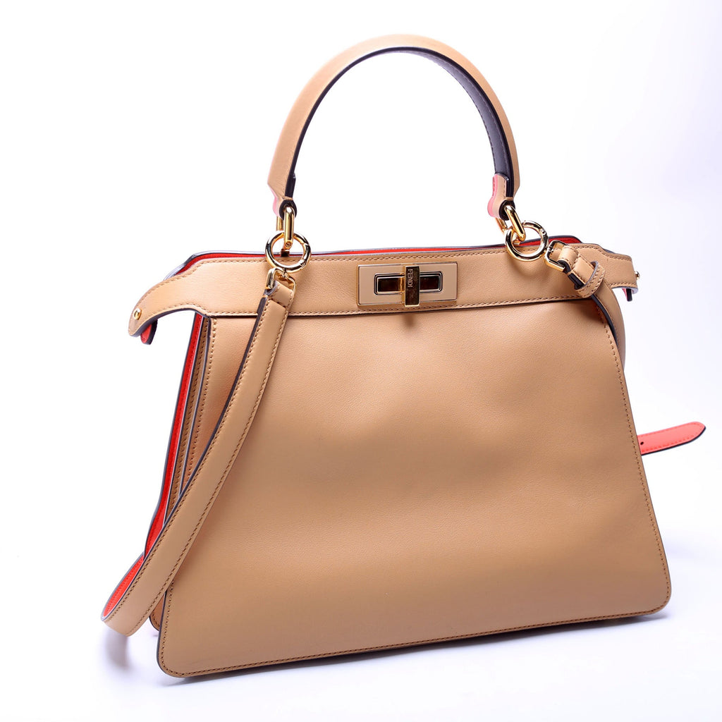 8BN321 Peekaboo ISSEU Medium Vitello Leather