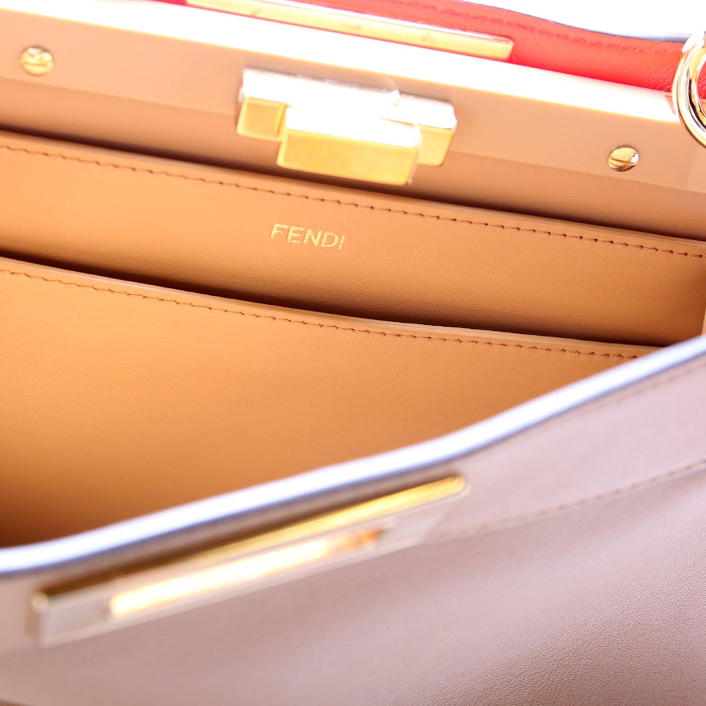 8BN321 Peekaboo ISSEU Medium Vitello Leather