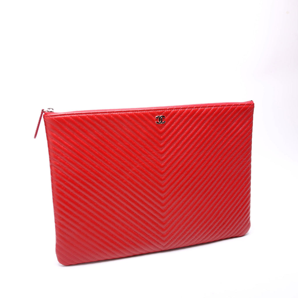 O Case Medium Caviar Chevron Red