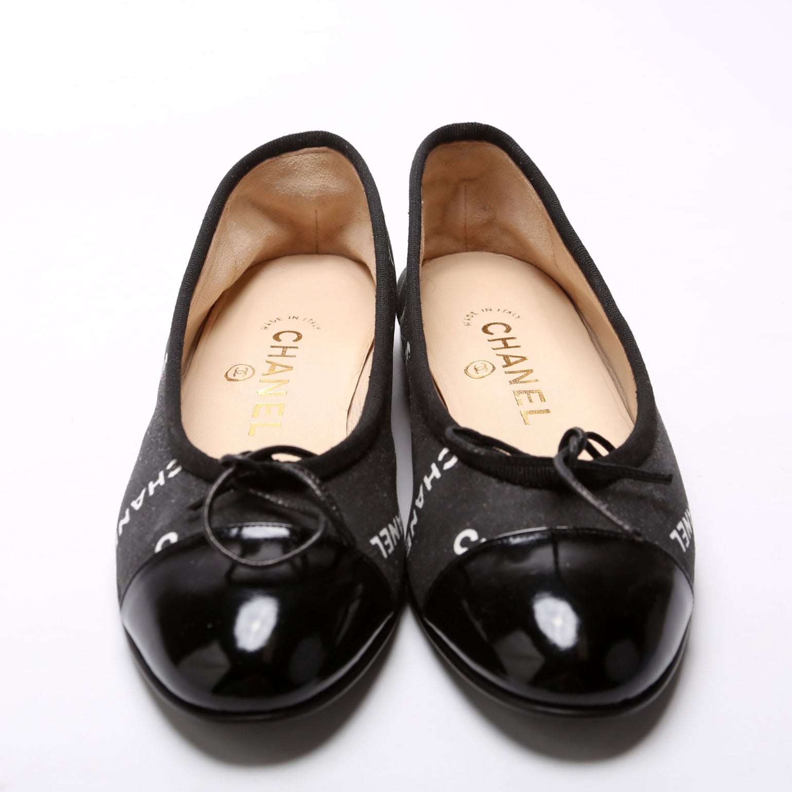 Vintage Logo Cap Toe Ballet Flats Size 7 Black