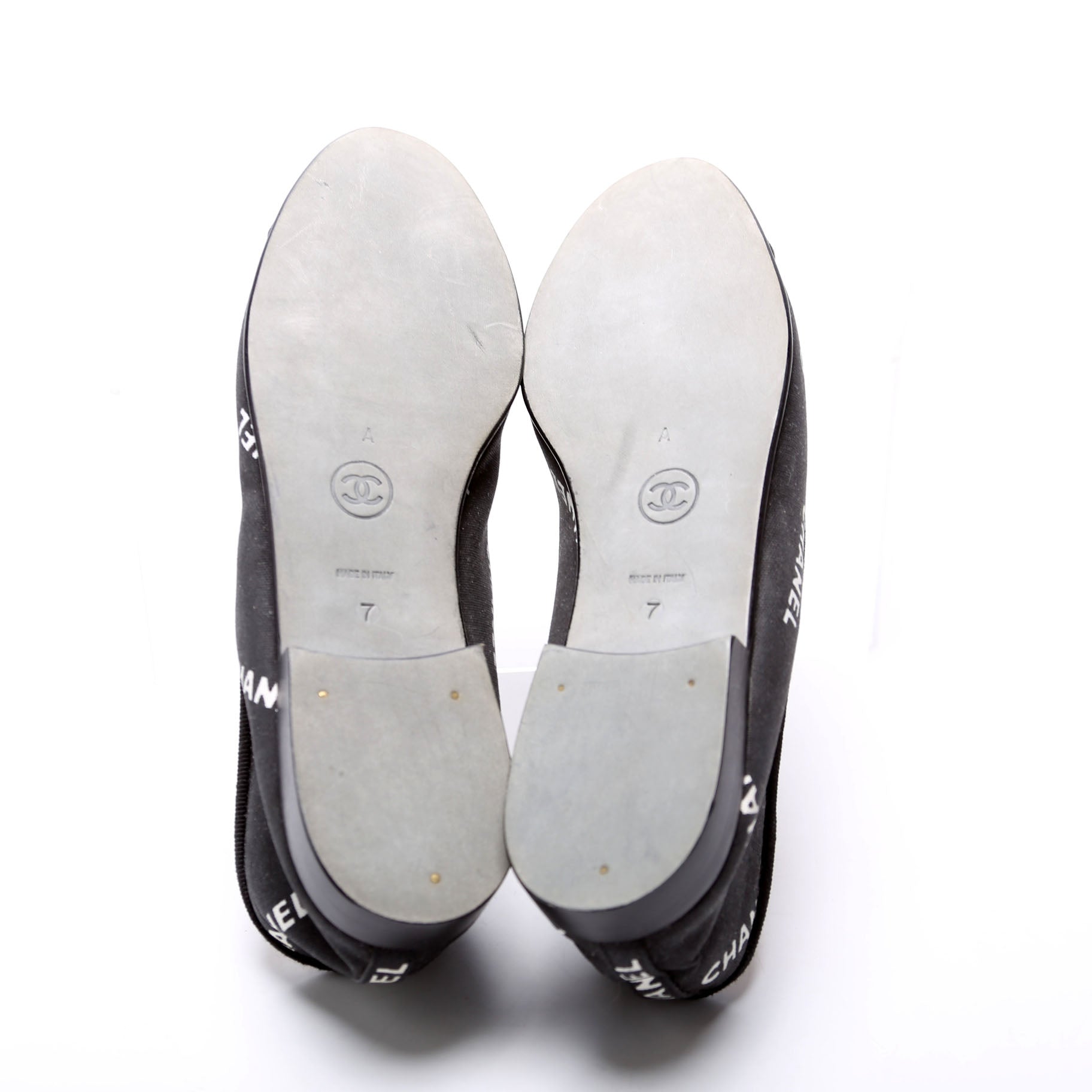 Vintage Logo Cap Toe Ballet Flats Size 7 Black