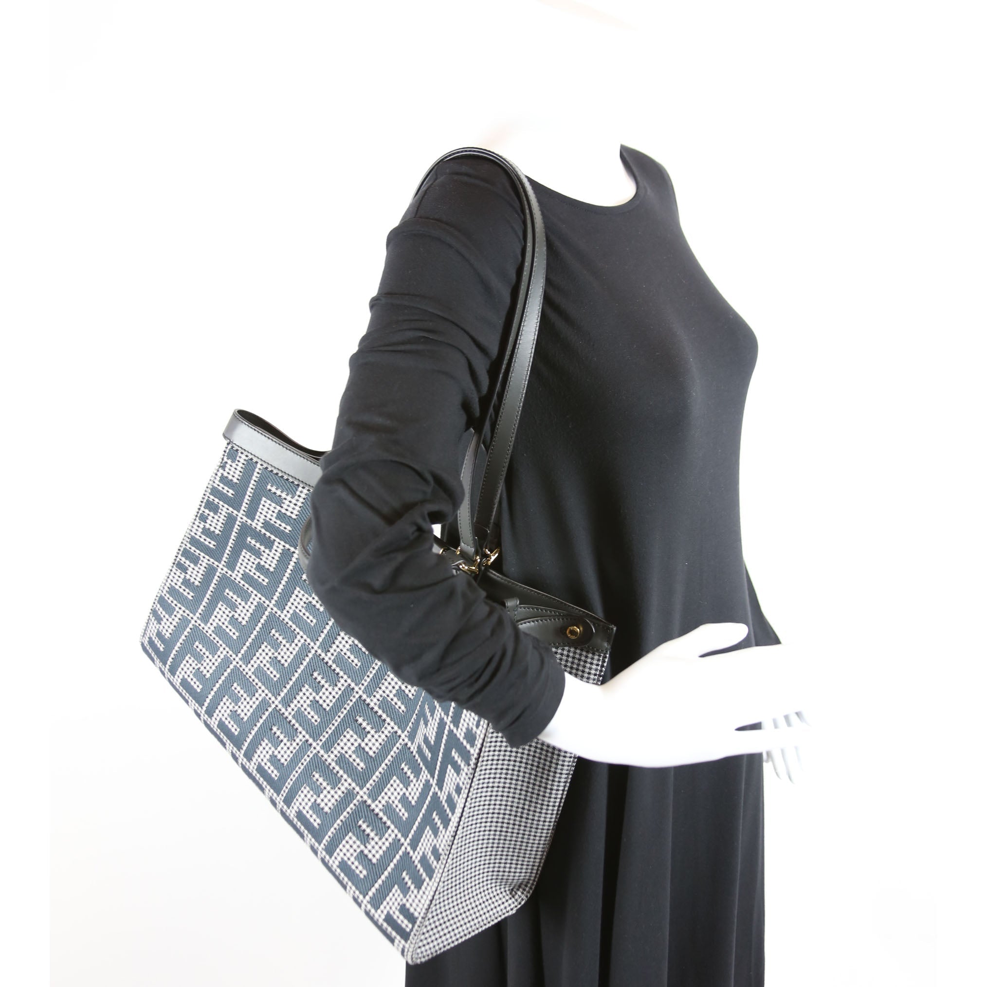 8BH374 Peekaboo FF Wool Houndstooth X-Tote Blue
