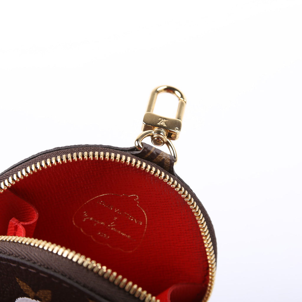 LV x YK Pochette Accessoire Round Coin Monogram