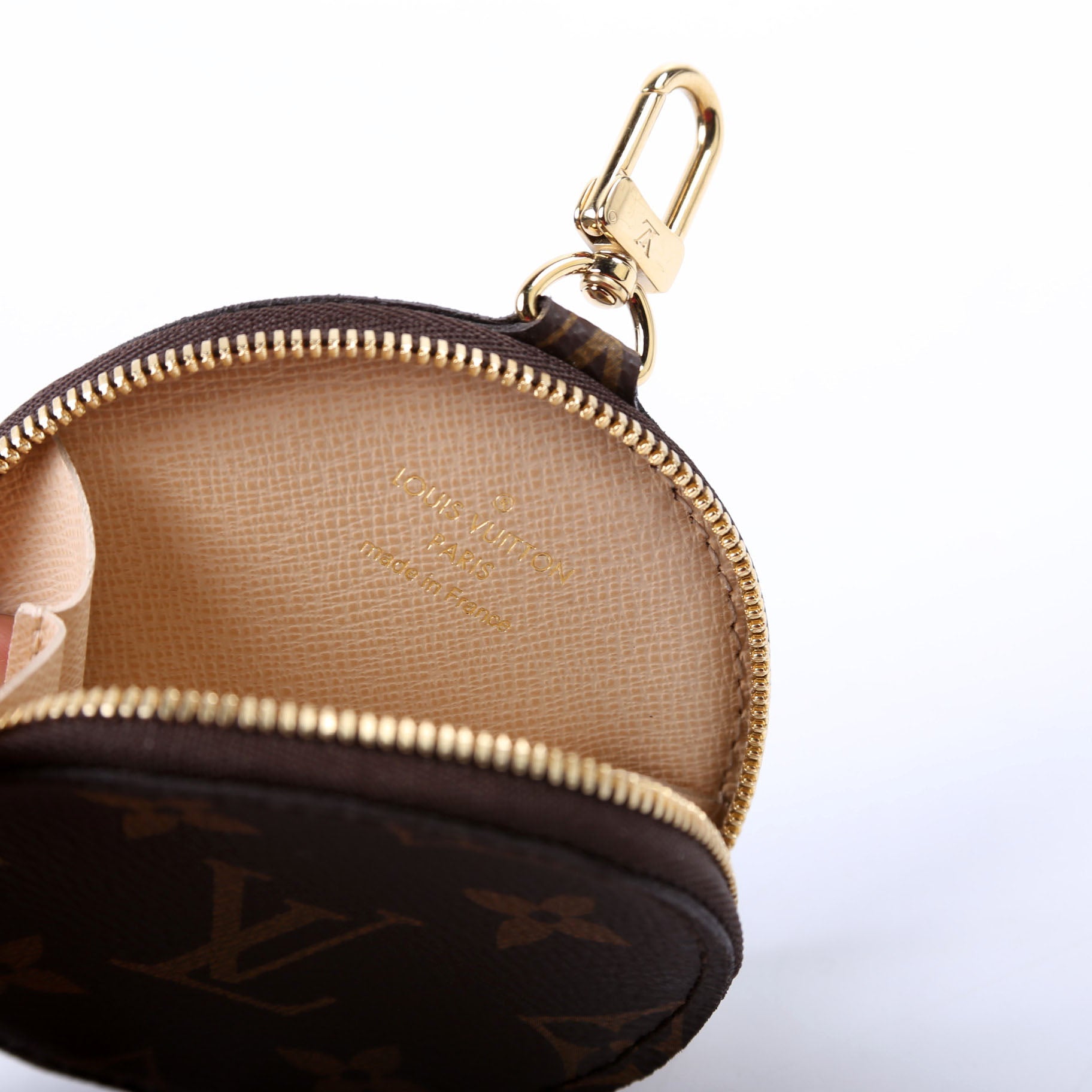 Pochette Accessoire Round Coin Monogram