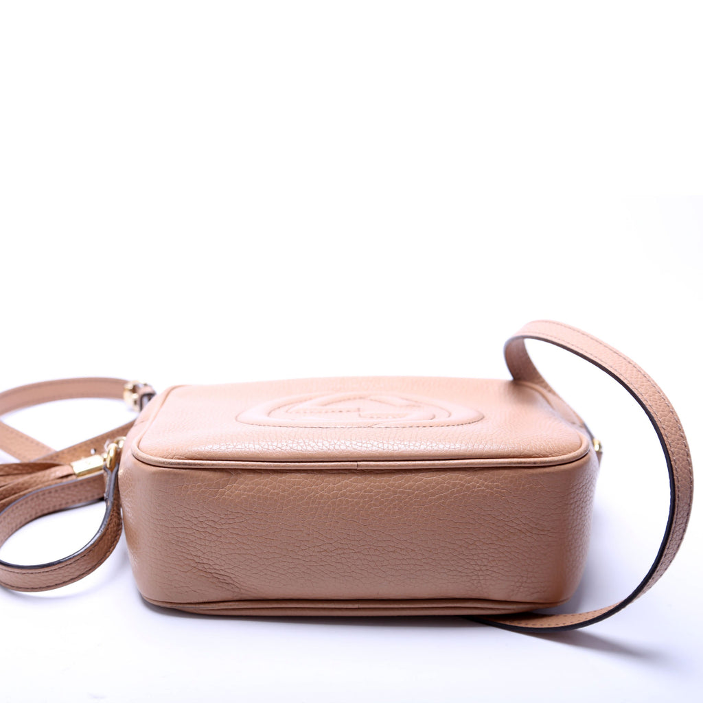 308364 Soho Disco Crossbody Tan