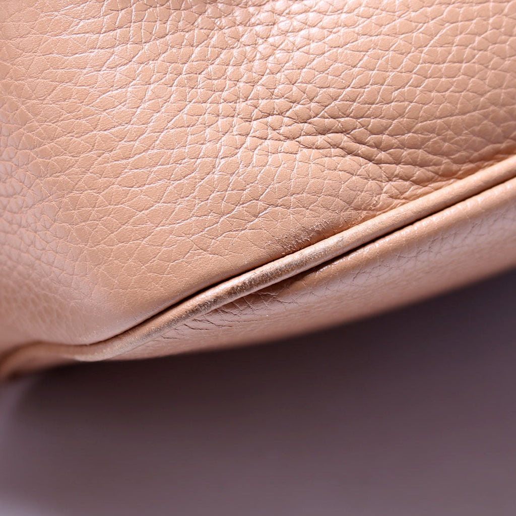 308364 Soho Disco Crossbody Tan