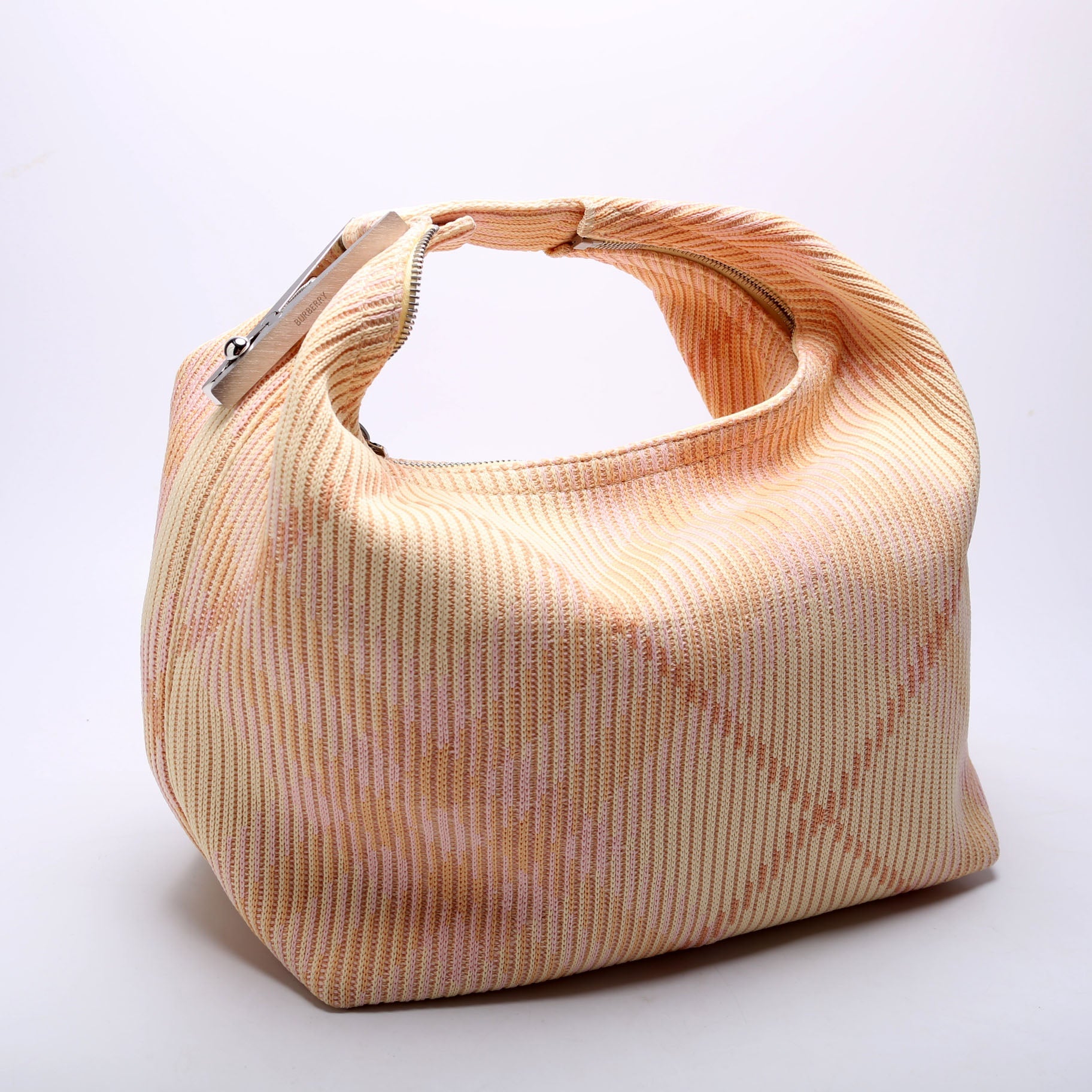 8082046 Peg Duffle Medium