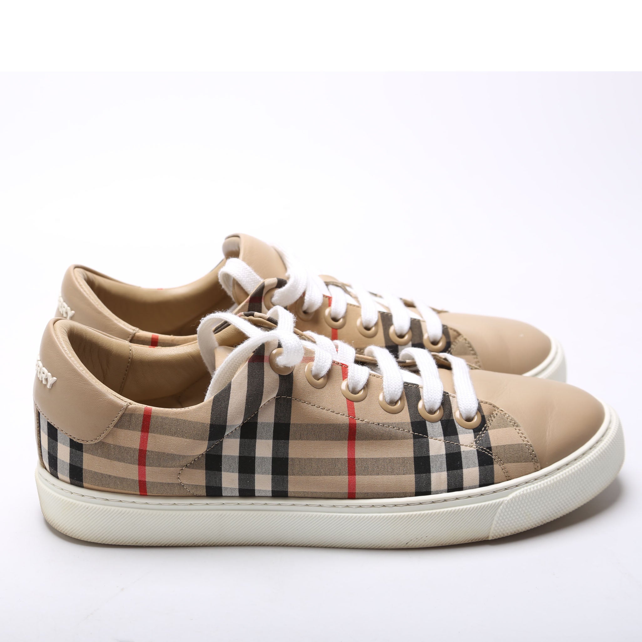 New Albridge Check Sneakers Size 39
