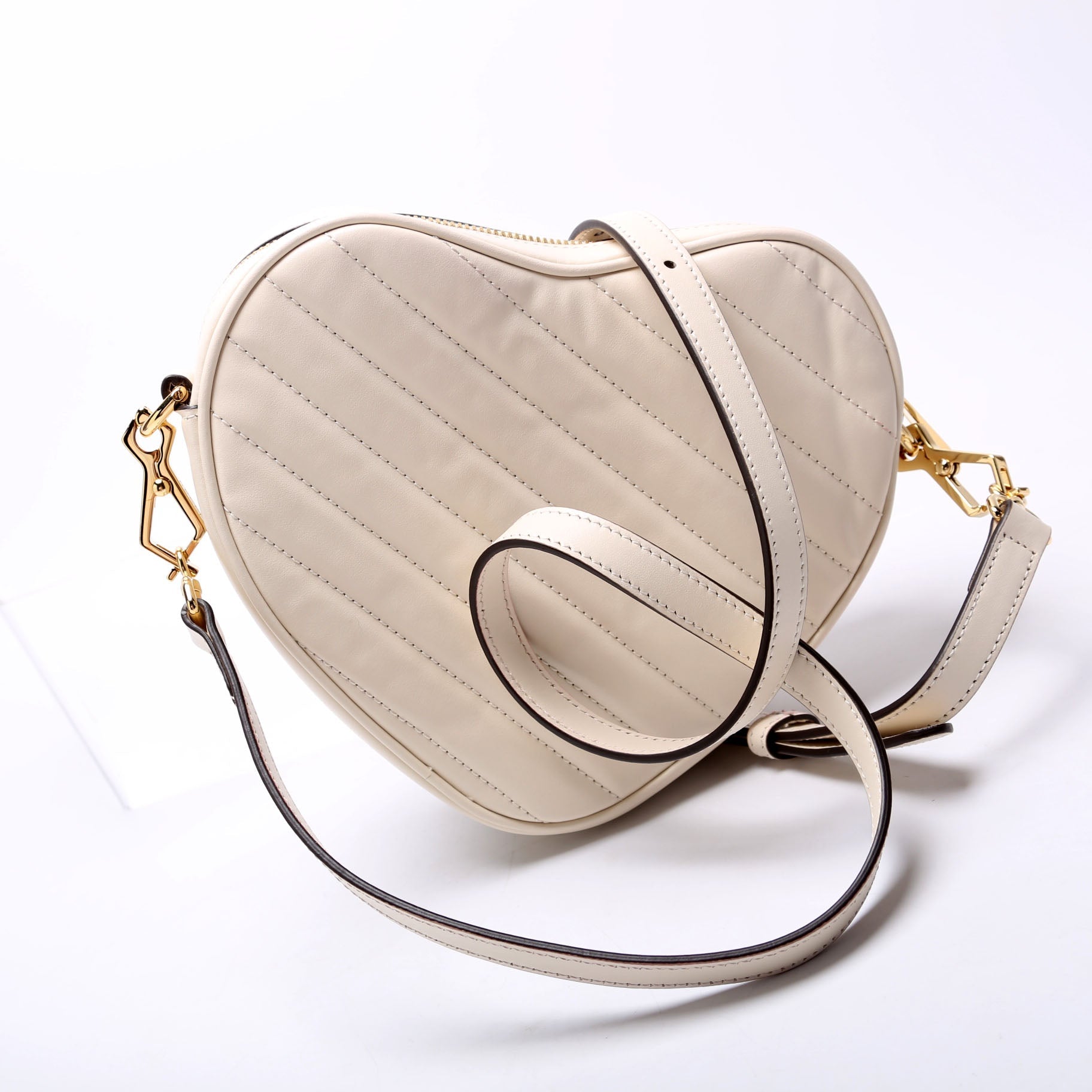 751628 Interlock G Mini Heart Crossbody