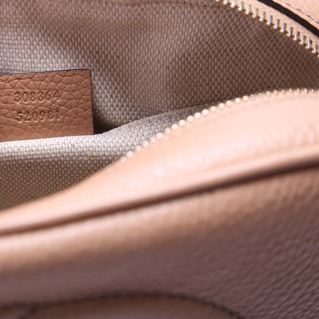 308364 Soho Disco Crossbody Tan