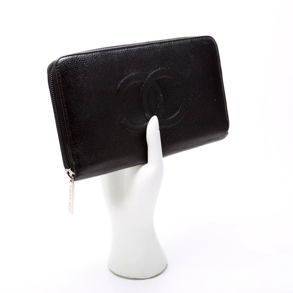 Timeless CC Zip Around Organizer Wallet 17M Black