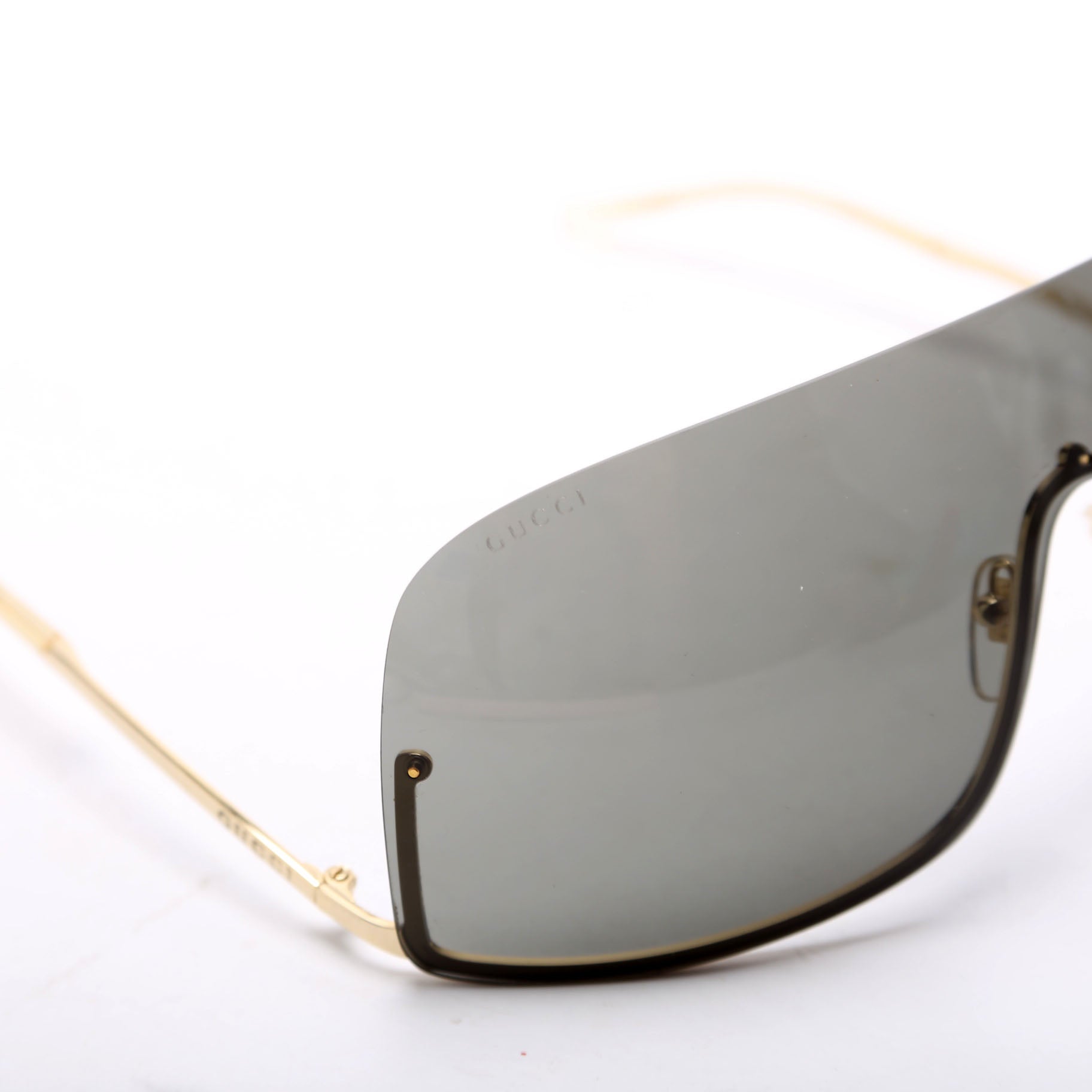 GG1560S Shield Sunglasses Black