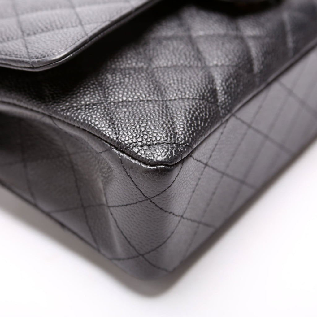 Classic Flap Medium Caviar 14-16M Black
