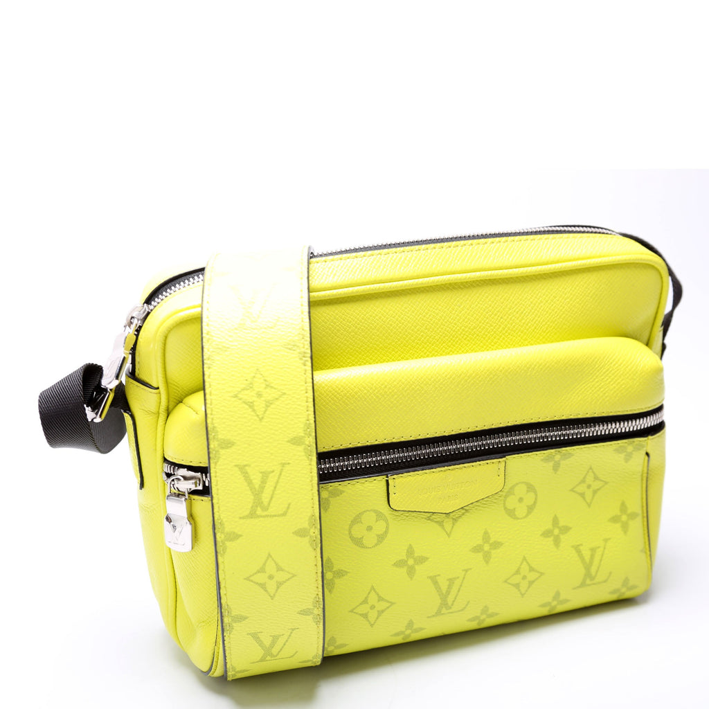 Outdoor Messenger Tiagarama