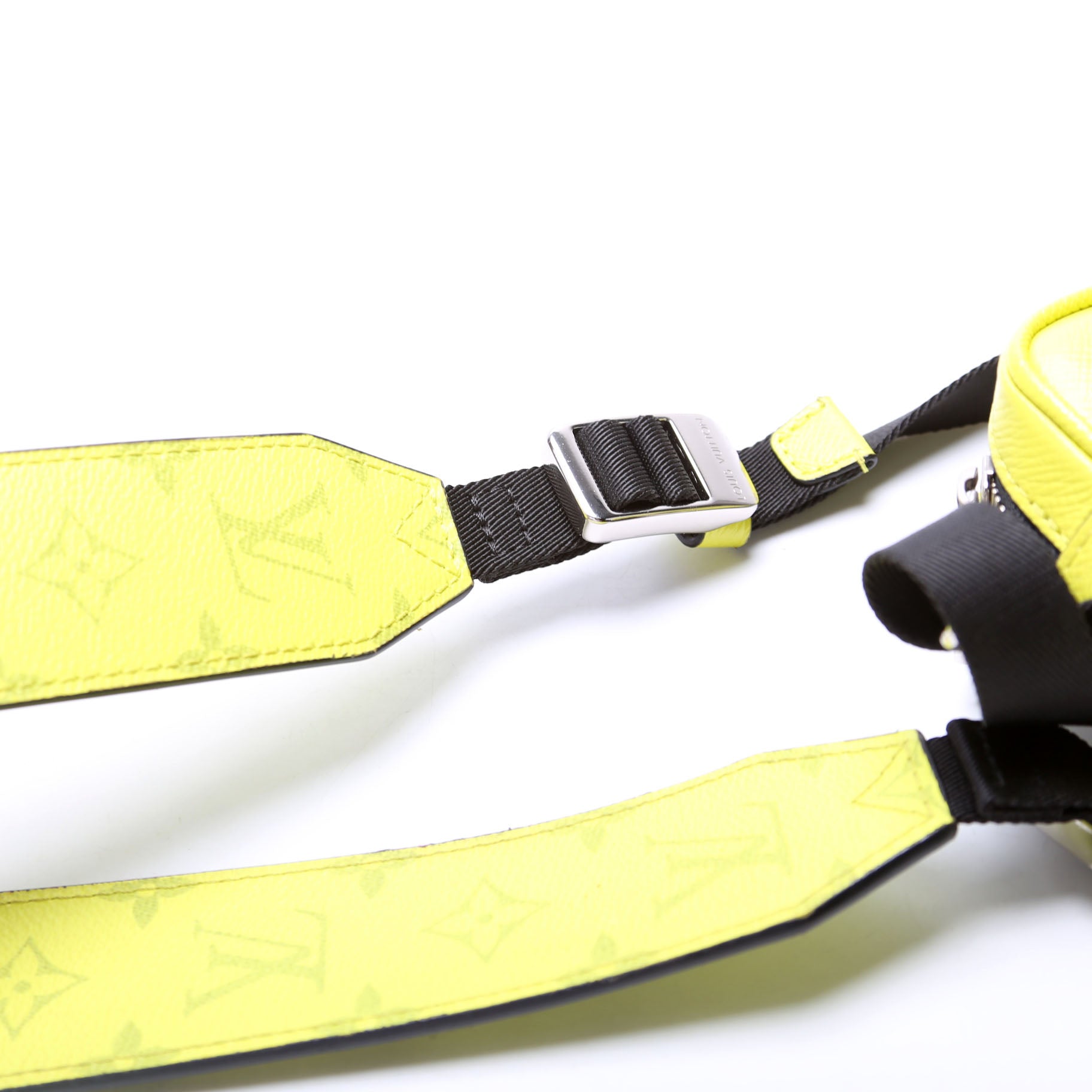 Outdoor Messenger Tiagarama