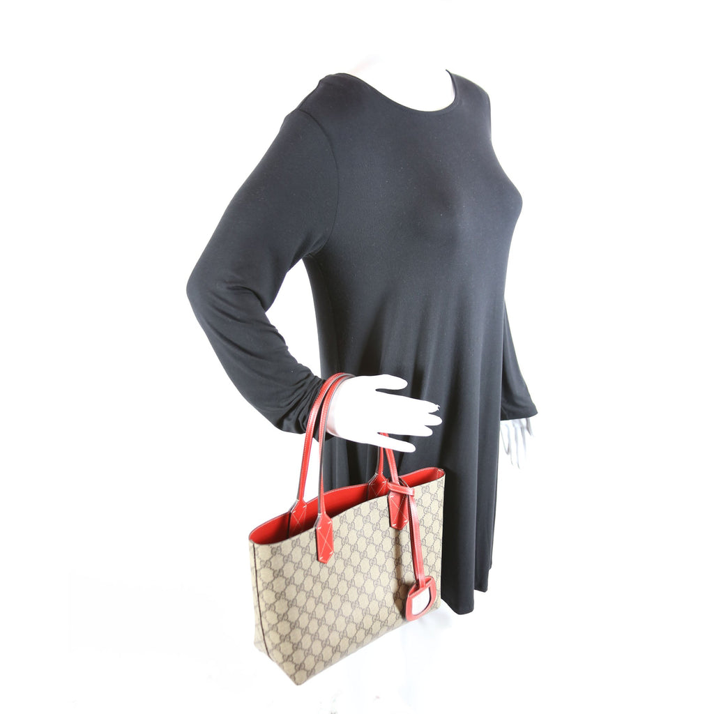 372613 GG Supreme Reversible Small Tote