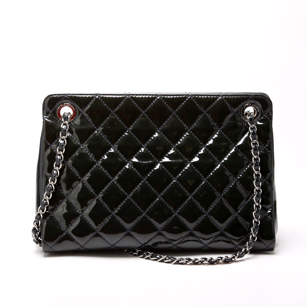 Petite Timeless CC Tote Quilted Patent 17M Blue
