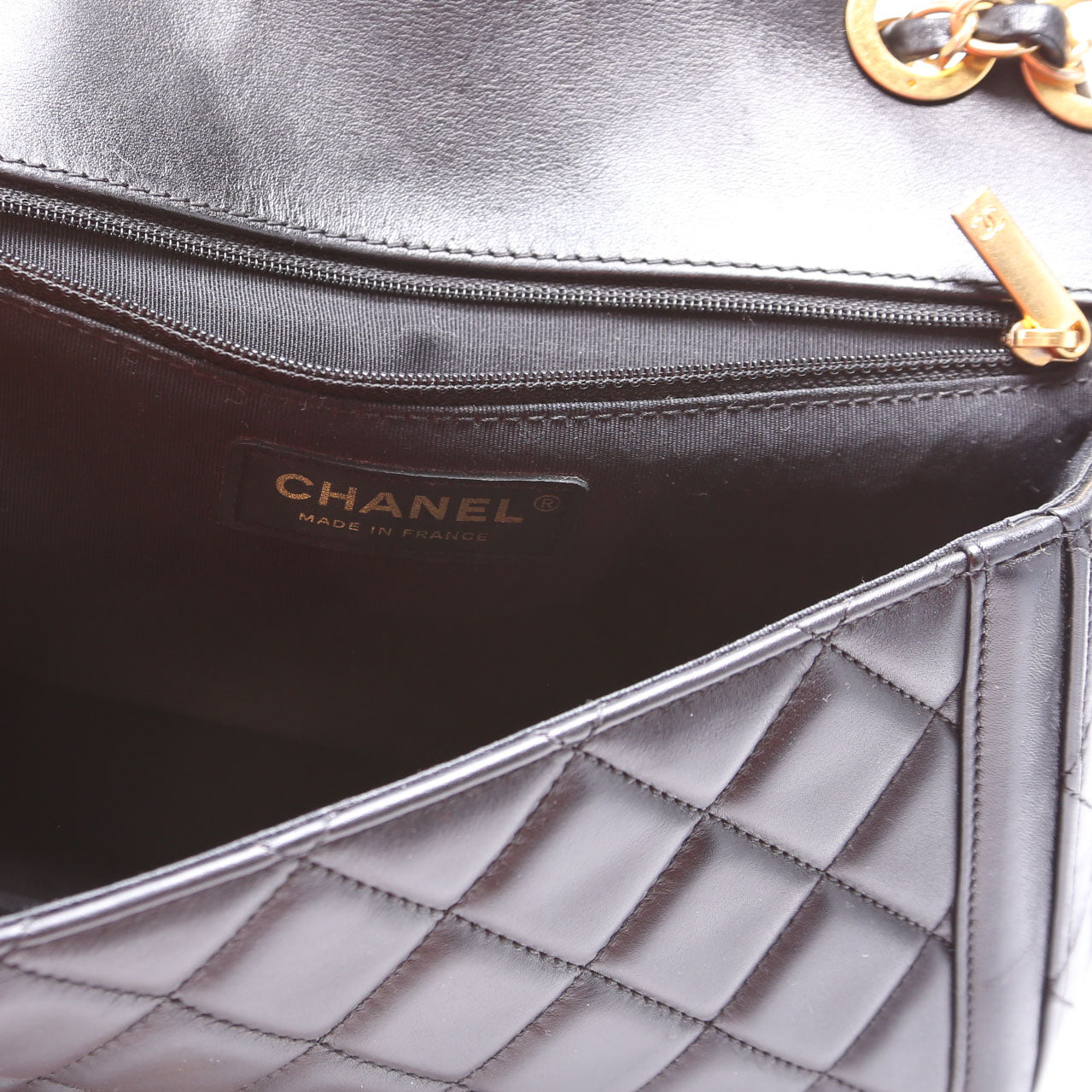 Elegant CC Medium Flap Lambskin 21M