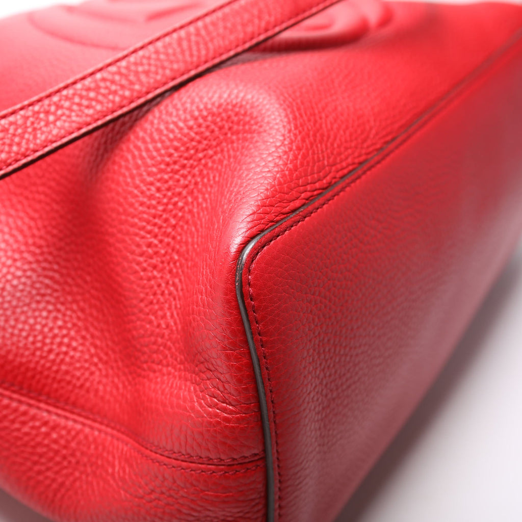 408825 Soho Shoulder Bag Red