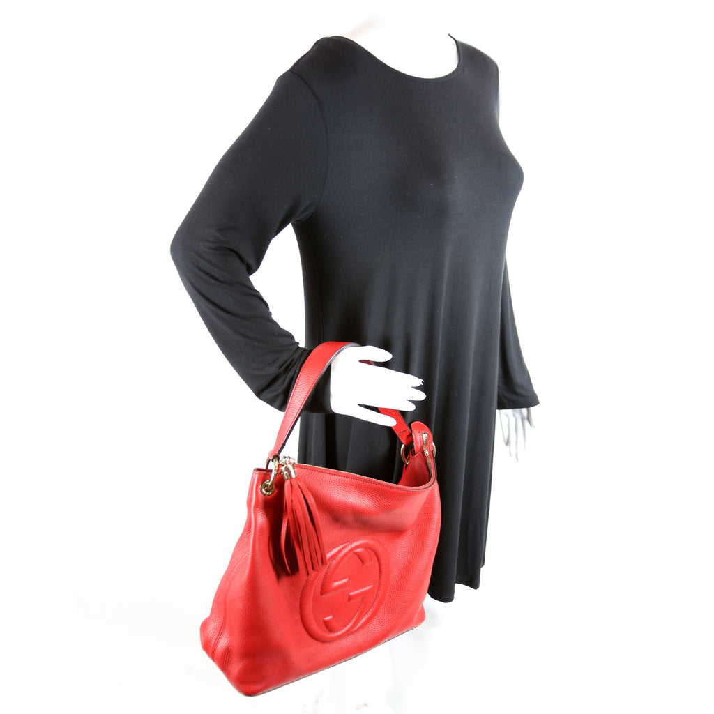 408825 Soho Shoulder Bag Red